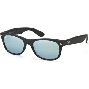 Ray-Ban RB2132 622/30 - Zonnebril - New Wayfarer (Flash) - Zwart / Zilver Flash - 52mm