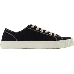 Maison Margiela, Schoenen, Heren, Zwart, 43 EU, Zwarte Canvas Tabi Sneakers