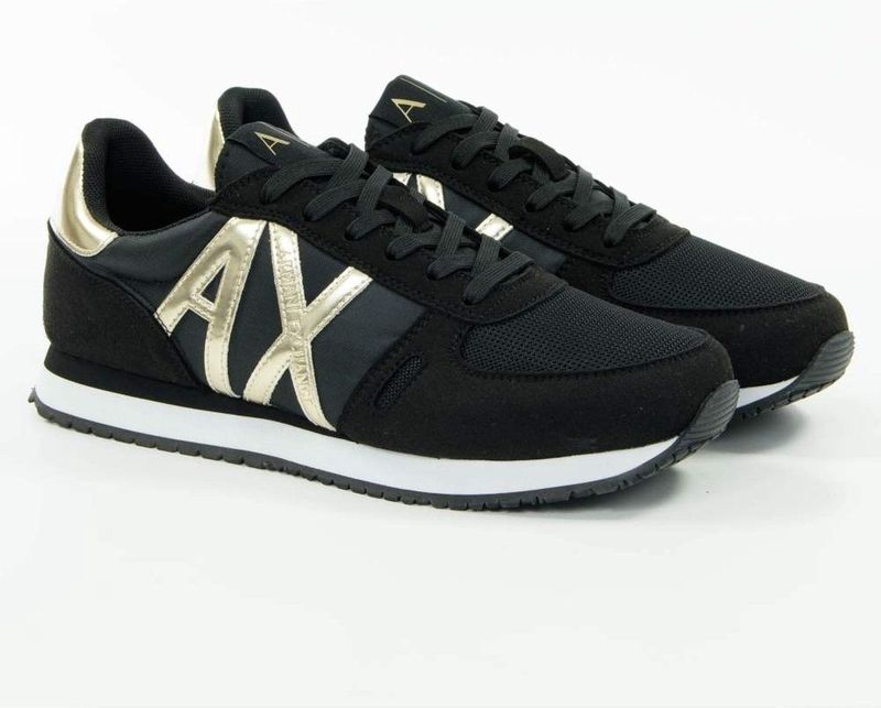 Kontrastreiche Sneakers für Damen Armani Exchange Classique XDX031-XV137-N692