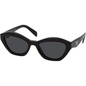 Prada Elegante Cat-Eye Zonnebril in Zwart Acetaat met Donkergrijze Lenzen , Black , Dames , Maat: 52 MM