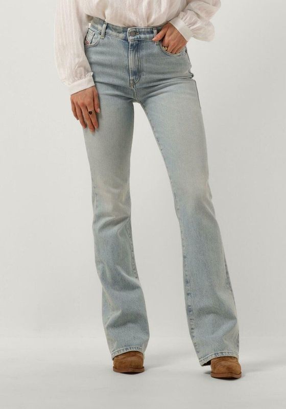 Diesel - Flared Jeans - Lichtblauw - Dames