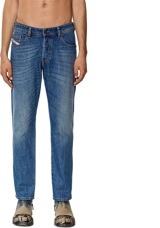 Diesel - D-Yennox - Lichtblauwe Jeans - Taps Toelopend