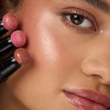 Blush - Kussenvorm - Glanzende Finish - Dermatologisch Getest