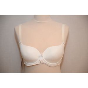 Selmark Lingerie Bianca BH - voorgevormd - A-E cup - creme - maat C70