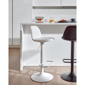 Kave Home - Orlando-T barkruk - zwart kunstleer en mat zwart staal 60-82 cm