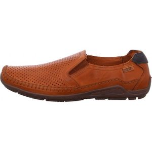 Loafers om zo aan te trekken in leer met ajour Azores PIKOLINOS. Leer materiaal. Maten 43. Kastanje kleur