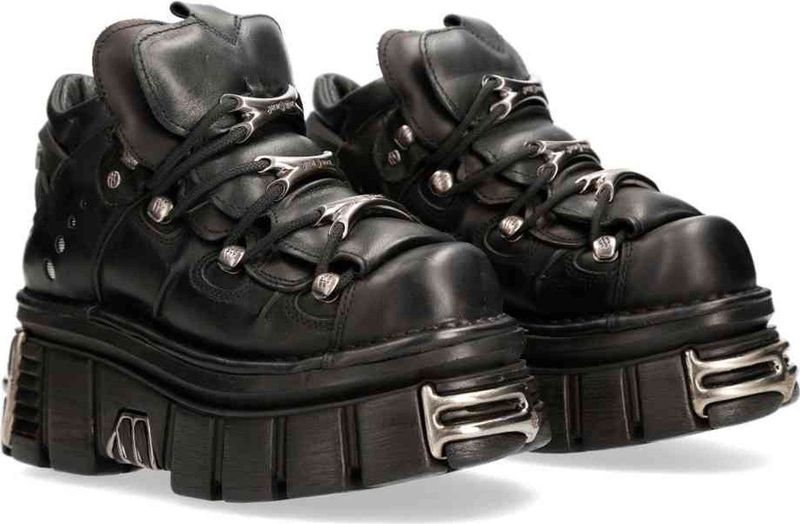 Sneakers - M-106-S112 - Effen - Leer - Platte Hak