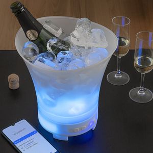 InnovaGoods® LED-ijsblokjesmachine met oplaadbare Sonice-luidspreker, houdt je drankjes koud en vermaakt je met muziek, compact en elegant ontwerp, ideaal voor thuis en feesten.