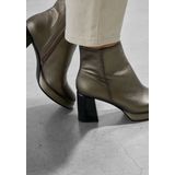 Hispanitas - Zwarte Enkellaars - Leer - Gedempte Zool - Flexibel Ontwerp