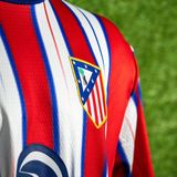 Atletico Madrid - Thuis Shirt - Rood-Wit - 100% Polyester