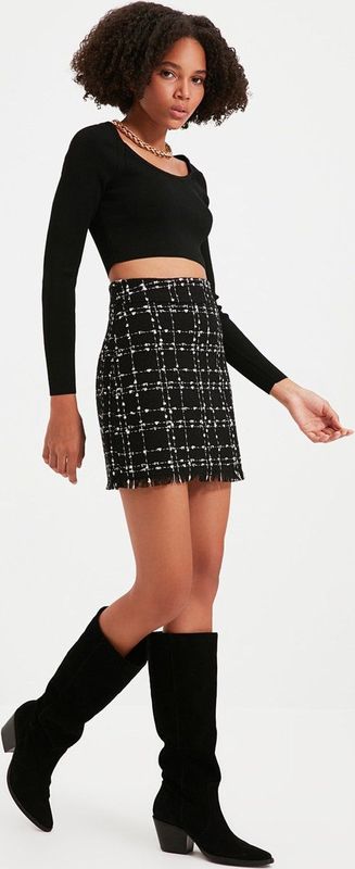 Trendyol Zwarte Tweed Stof Zoom Kwastje Gedetailleerde Potlood Recht Gesneden Mini-Lengte Geweven Rok Twoaw21Et0026