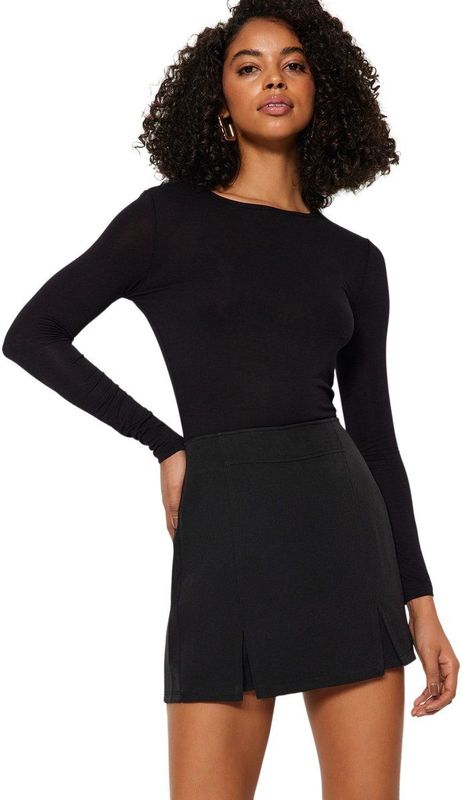 Trendyol - Casual Shorts - Zwart - Dames