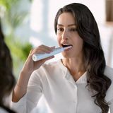 Philips - Sonicare 2100 - Elektrische Tandenborstel - Wit - Inclusief Oplader en Opzetborstel