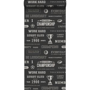 krijtverf vliesbehang sport quotes zwart - 128815 van ESTAhome