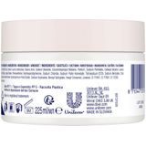 Dove - Exfoliating Body Scrub - Pomegranate & Shea Butter - 225 ml