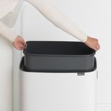 Brabantia - Bo Touch Bin - Vuilnisbak - Wit - 60 l