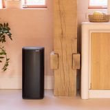 Brabantia - Bo Touch Bin - Prullenbak - Matt Black - 30 l