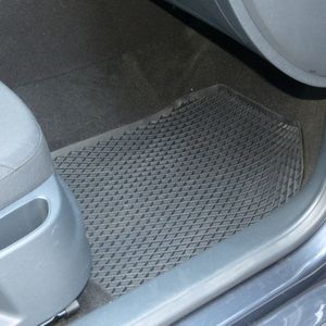 Carpoint - Rubber Schaalmat - Zwart - Antislip - Eenvoudig Schoon Te Maken