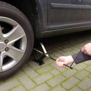 Carpoint Schaarkrik 1,5 Ton Staal Zwart