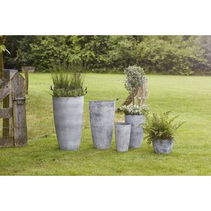 Hoge bloempot/plantenpot vaas gerecycled kunststof/steenpoeder betongrijs dia 29 cm en hoogte 50 cm - Binnen en buiten