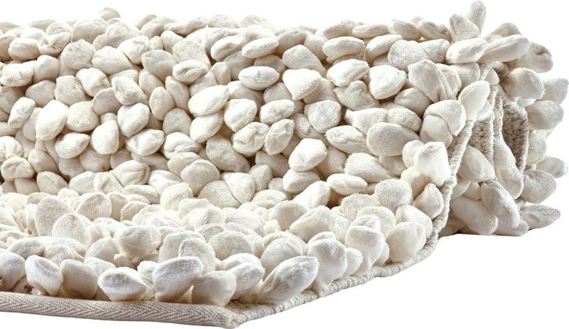 Aquanova - Rocca - Badmat - Ivoor - 74% Polyester / 26% Katoen