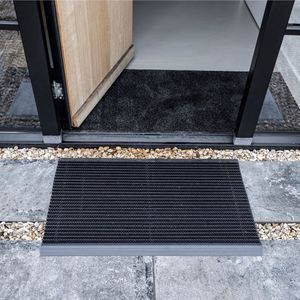 Hamat Outline deurmat buiten - Pure black - 50 x 80 cm