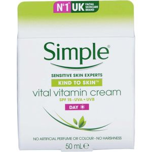 Simple - Vital Vitamin Cream - Dagcrème - SPF15 - UVA-UVB