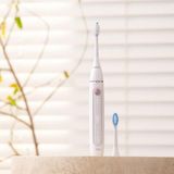 Silk'n Brosse à dents électrique sonique I SonicYou I Jusqu'à 300 jours d'autonomie | Convient aux dents sensibles I avec 1 brosse medium + 1 brosse souple I Blanc Mat