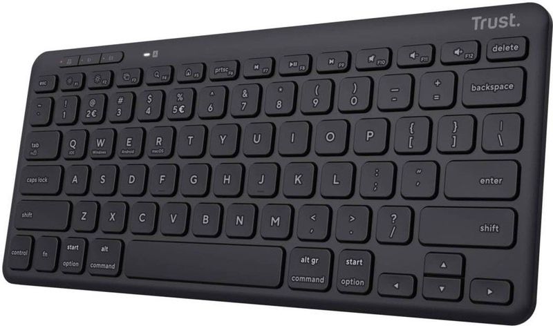 Trust Lyra Bluetooth-toetsenbord met meerdere apparaten, Italiaanse QWERTY-lay-out, 85% gerecycled kunststof, draadloos oplaadbaar compact toetsenbord voor laptop, pc, Mac, tablet, iPad, Android, iOS