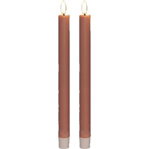 Anna's Collectionled dinerkaarsen - 2x - roze -25 cm - 3D vlam - warm wit licht