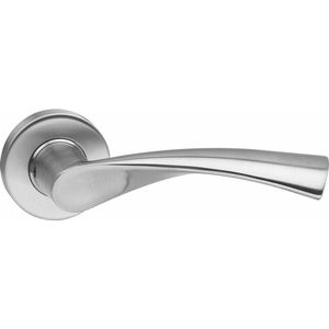 Intersteel Deurkruk Vlinder op rozet met ring met veer rvs geborsteld