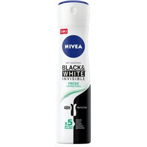 NIVEA Invisible For Black & White Fresh Deodorant Spray - 3 x 150 ml - Voordeelverpakking