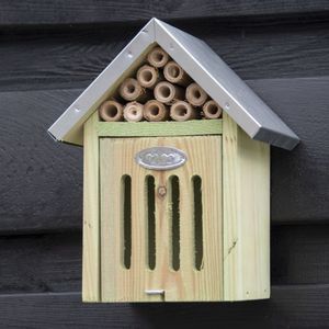 Insectenhotel/insecten nestkastje 23 cm -  Houten bijen/vlinders nestkast