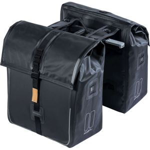 Basil Urban Dry dubbele fietstas MIK, 50L, mat zwart - tarpaulin- waterdicht - reflectie