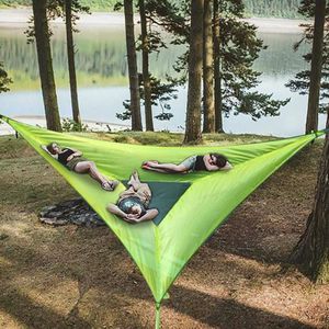 Luchtfoto Multiplayer Triangle Hangmat Vouwen Mesh Hangmat Tent  Grootte: 400x400x400cm Groen