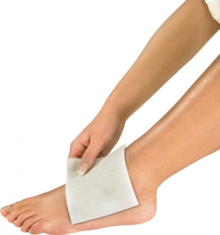 Klinion - Non-woven Gaaskompres - 4-laags - 5 x 5 cm - 100 Stuks