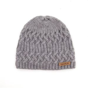 Sinner wren beanie -