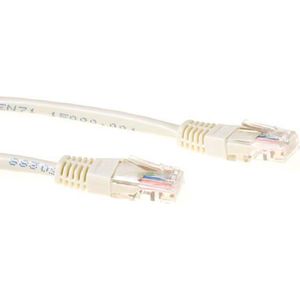 ACT Ivoor 3 meter U/UTP CAT5E patchkabel met RJ45 connectoren