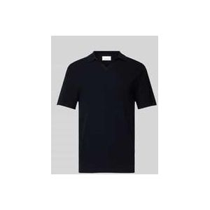 Poloshirt mit V-Ausschnitt und Seiden-Anteil