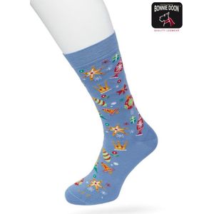 Bonnie Doon Heren Kerstsokken Blauw maat 40/46 - Perfect Kerst Cadeau - Kerstcadeau - Kerst Sokken - Gift - Cadeau - Kerstmis - Kerstman - Kerstcadeau - Print - Platte Teennaad - Comfortabel - Christmas Spirit Socks - Coronet Blue - BP212514.187