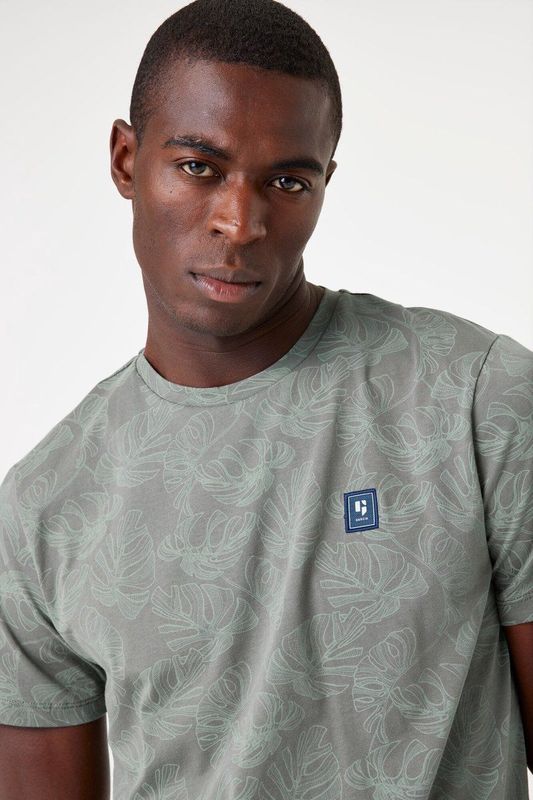 GARCIA - T-shirt - Groen - Katoen en Linnenmix - Met Borstzakje