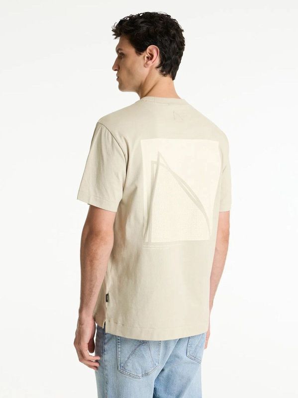 Chasin' - Shutter - T-shirt - Beige - Loose Fit - Ronde Hals