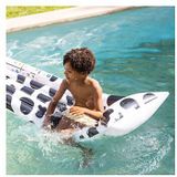 Swim Essentials Luchtbed Zwembad - Luchtmatras Zwembad Koeienprint - 177 x 67 cm