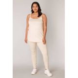 Base Level Curvy - Singlet - Beige - Model Alexa
