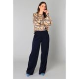 Yest - Top - Beige - Lange Mouwen - Ronde Hals met Knoopsluiting