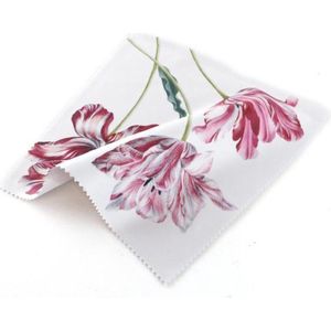 Brillendoekje, Drie tulpen, M.S. Merian