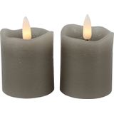 Countryfield LED kaarsen/stompkaarsen - 2x st - grijs - D5 x H7,2 cm - timer - warm wit