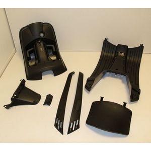 Plaatwerkset - Binnenzijde - Ongespoten - LX - Vespa S - Zwart mat - 7-delig