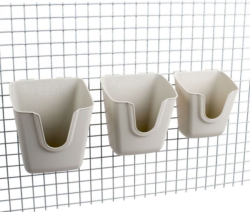 Junai.nl Feeder pluimvee bakje v-shape 400 ML