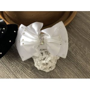 HB Showtime papilon met strass - haarnetje- wit